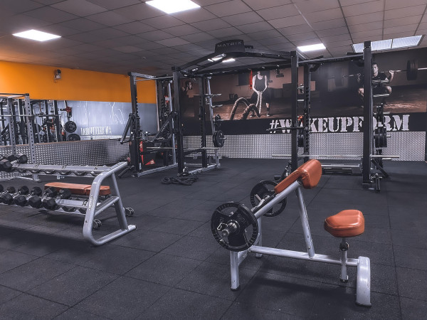 Salle de sport aux Sorinières